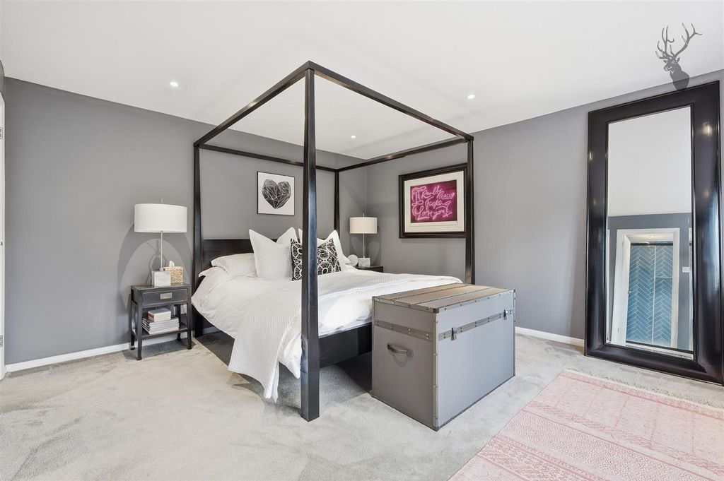 Additional image 22 of 4 bed detached house for saleRussell Road, Buckhurst Hill IG9