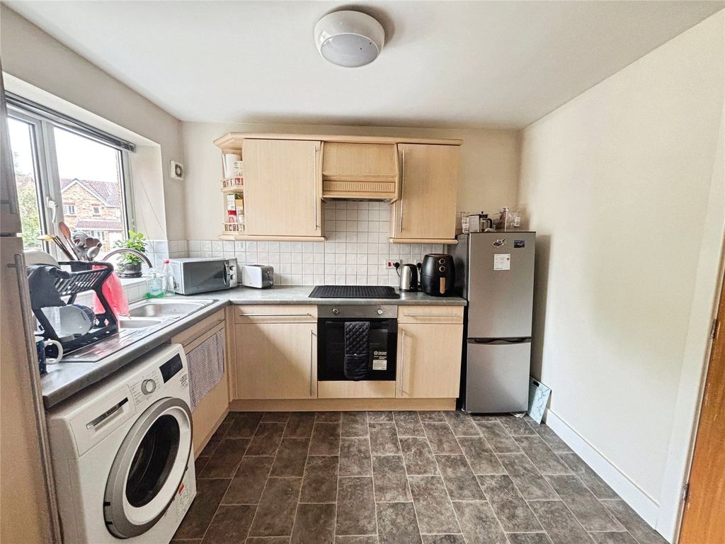 Additional image 3 of 2 bed flat for saleLangsett Court, Doncaster, South Yorkshire DN4