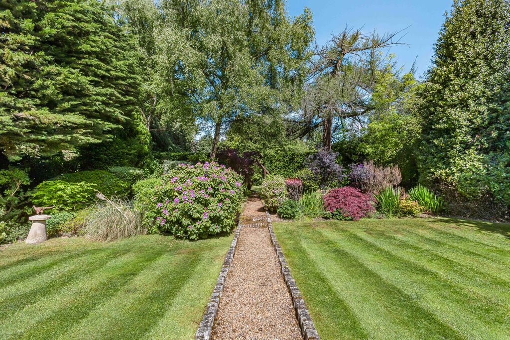 Additional image 30 of 5 bed detached house for saleCross Oak Road, Berkhamsted, Hertfordshire HP4