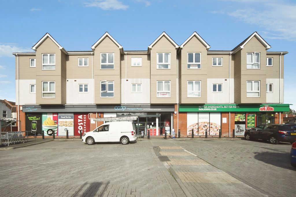 2 bed flat for saleParagon Place, Bridgwater TA6