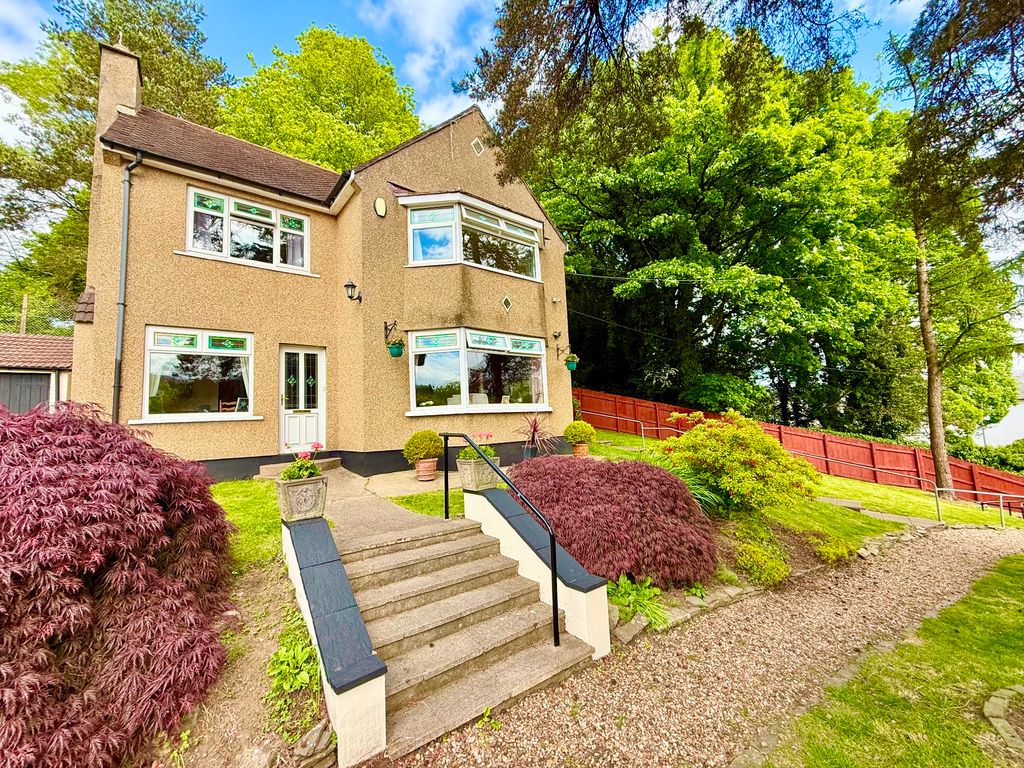 3 bed detached house for saleCrossways, Park Road, Pontypool NP4