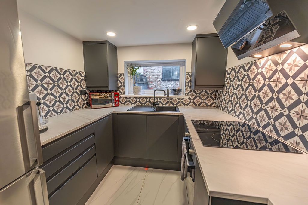 Additional image 2 of 3 bed terraced house for salePark Square, Newport NP20
