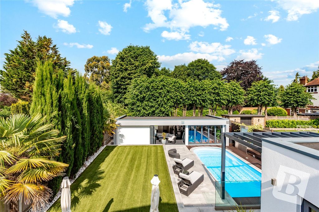 Additional image 6 of 5 bed detached house for saleNelmes Road, Emerson Park RM11