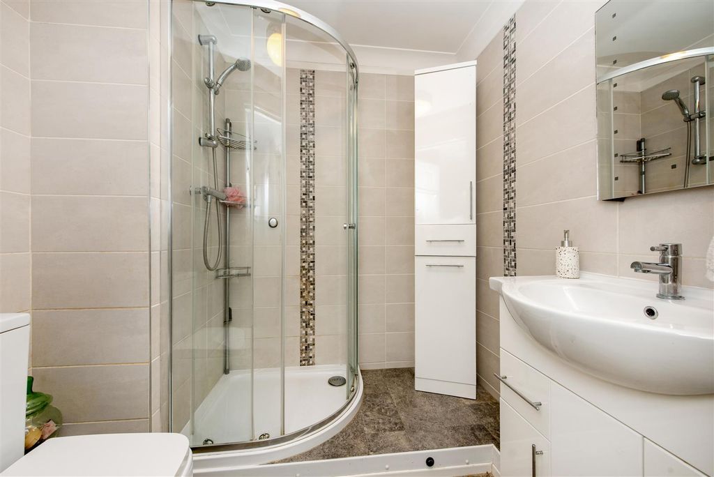 Additional image 17 of 2 bed flat for saleOld Winton Road, Andover SP10