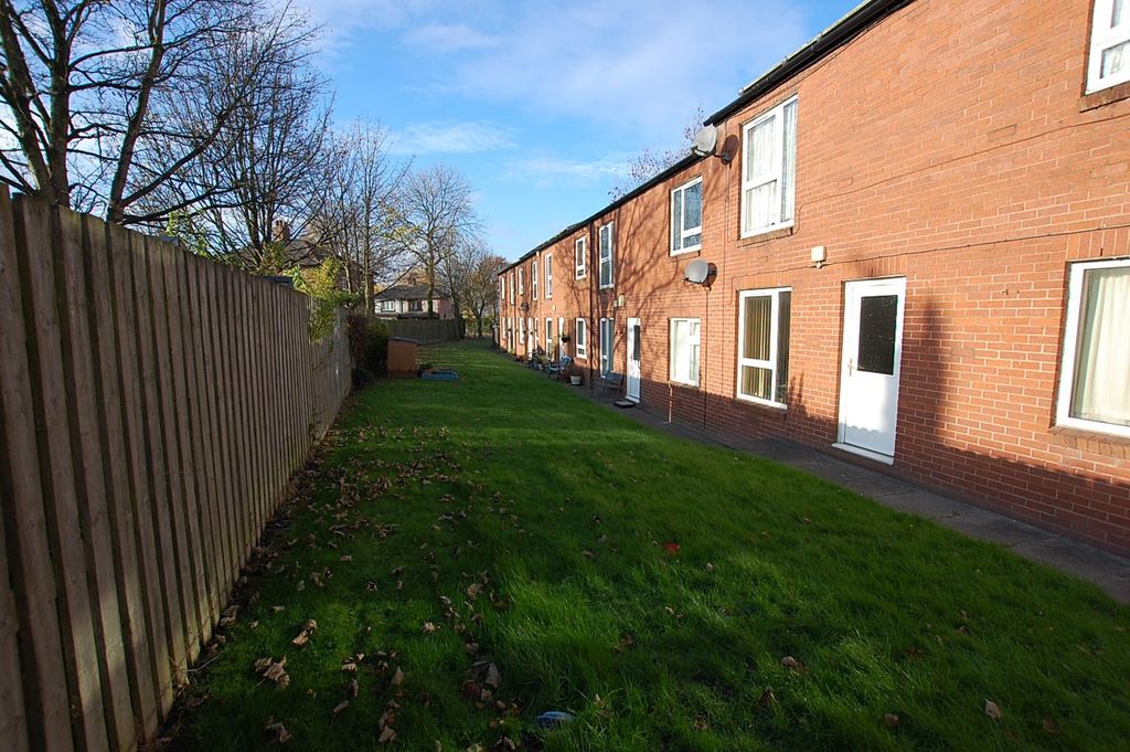 Additional image 13 of 2 bed flat for saleLockingate Street, Ashton-Under-Lyne, Greater Manchester OL6