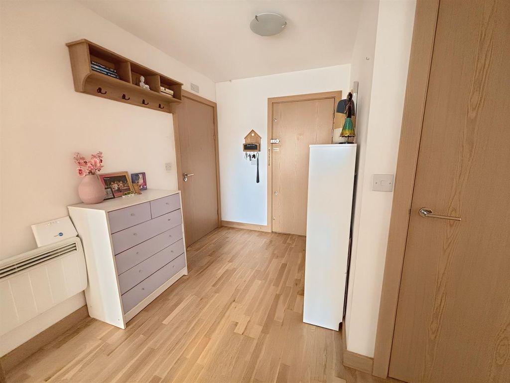 Additional image 15 of 2 bed flat for saleCherrydown East, Basildon SS16