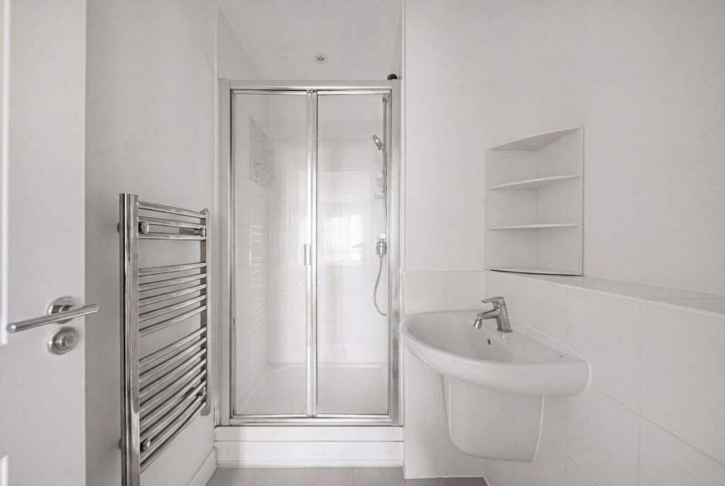 Additional image 7 of 2 bed flat for saleHackney House, Clydesdale Way DA17