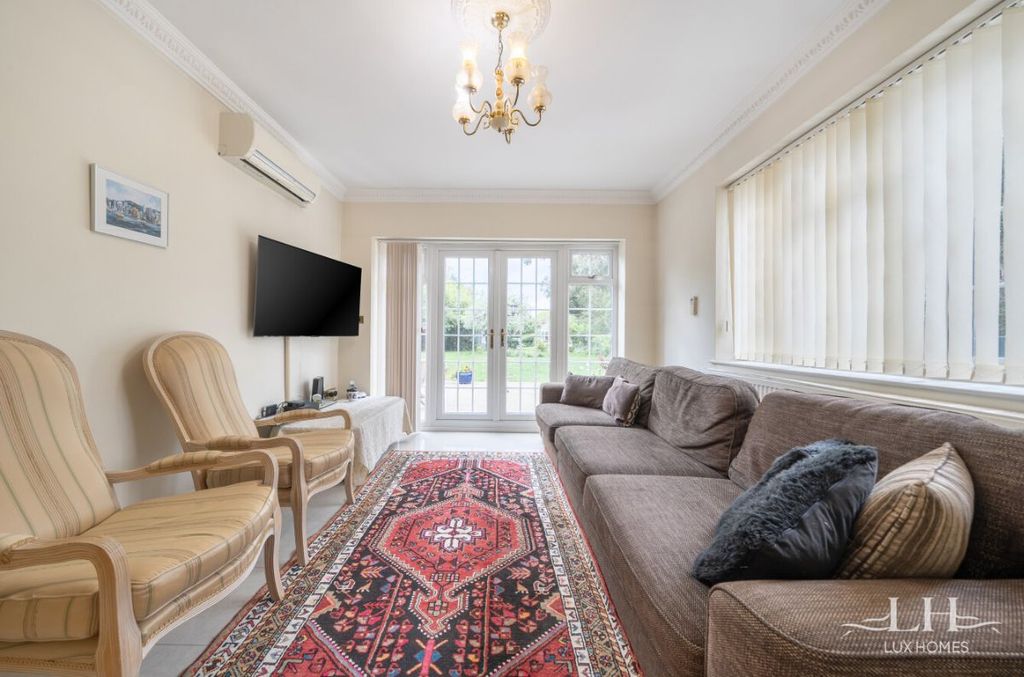 Additional image 10 of 4 bed detached house for saleNelmes Road, Emerson Park RM11