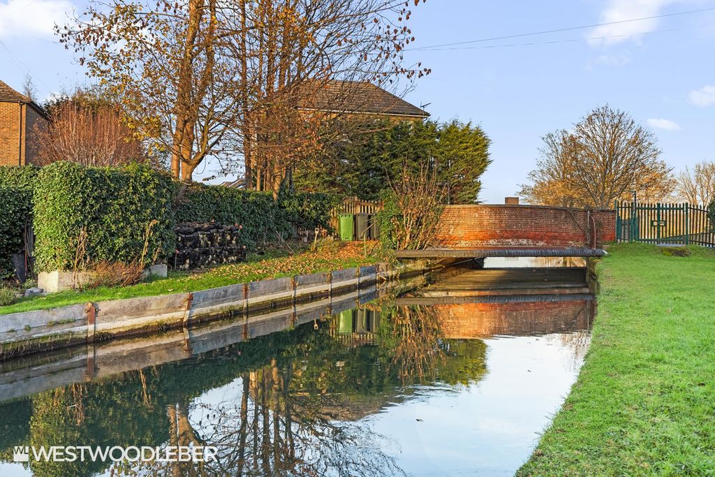 Additional image 48 of 4 bed detached house for saleStation Road, Broxbourne EN10