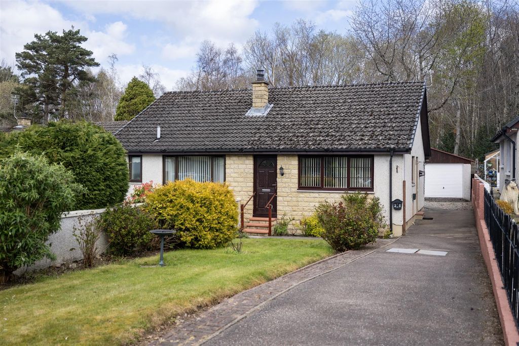 2 bed semi-detached house for sale28 Murray Place, Smithton, Inverness IV2