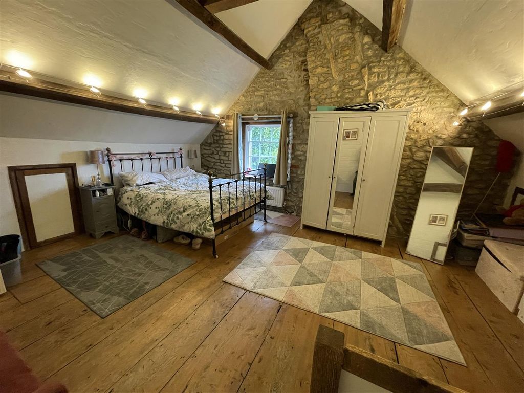 Additional image 3 of 2 bed maisonette for saleEast Street, Crewkerne - Sensible Offers Considered TA18