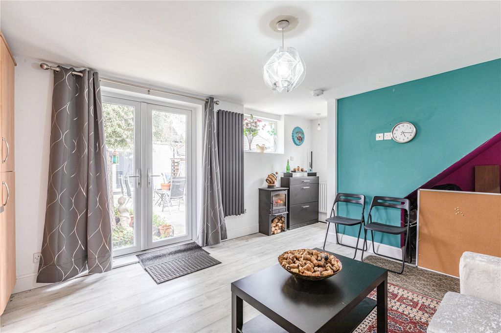Additional image 37 of 5 bed detached house for salePinewood Avenue, New Haw, Addlestone, Surrey KT15