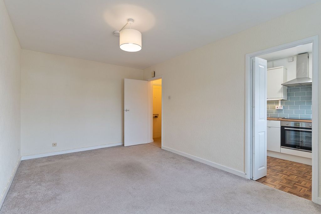 Additional image 7 of 2 bed flat for saleCurlew Close, Pembroke Court Curlew Close CF14