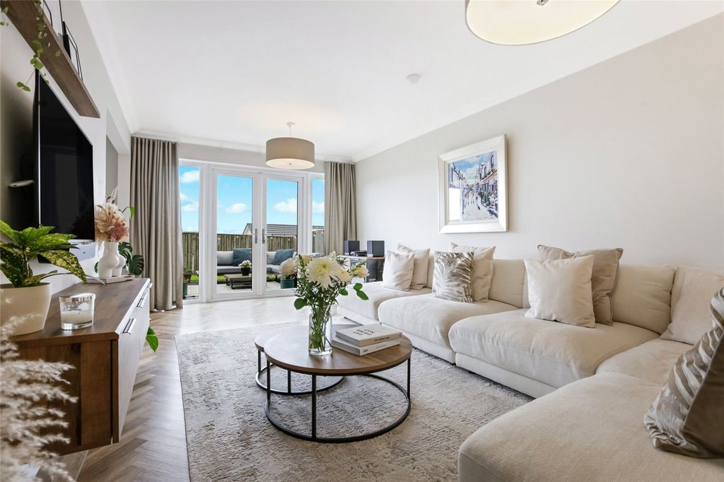Additional image 2 of 4 bed detached house for saleStewart Gardens, Airdrie, North Lanarkshire ML6