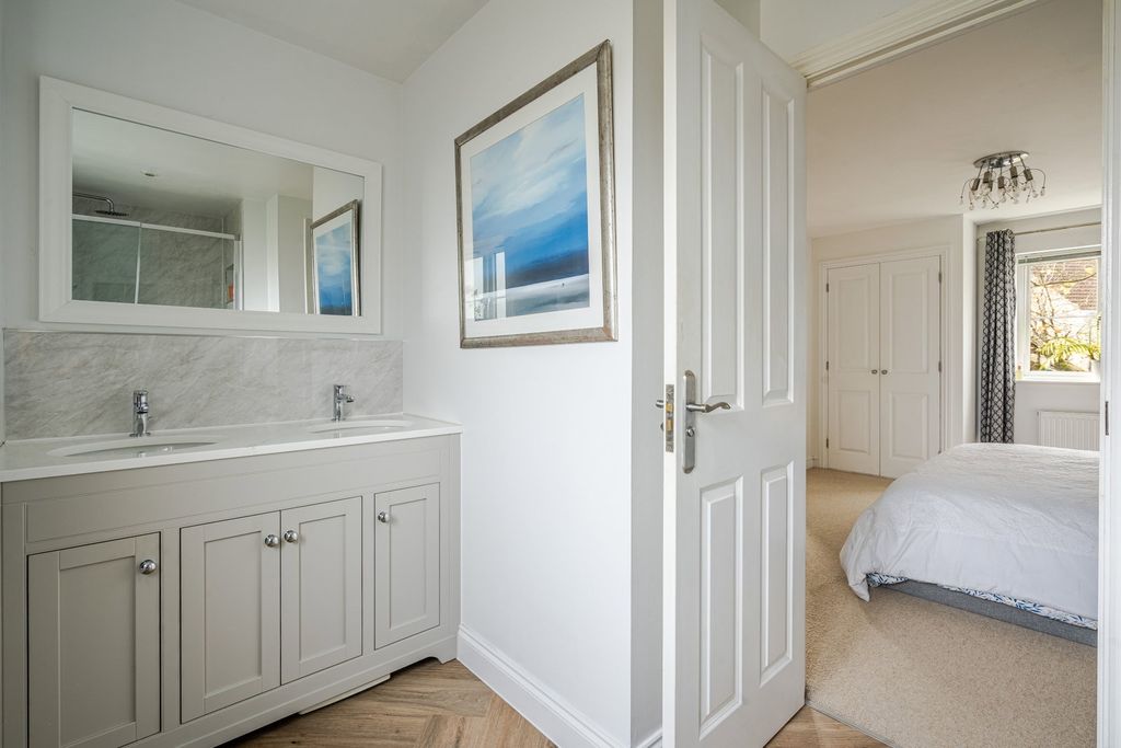 Additional image 10 of 5 bed detached house for saleChurch Rise, Burton SN14
