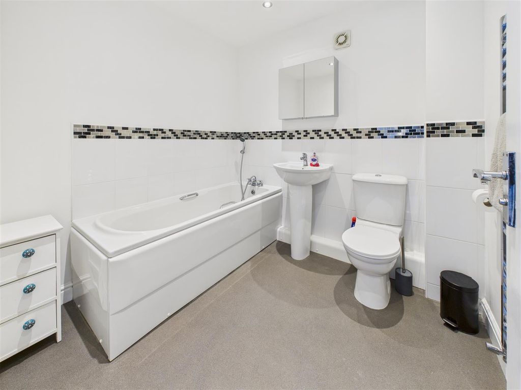 Additional image 9 of 4 bed semi-detached house for saleSandringham Road, Brough HU15