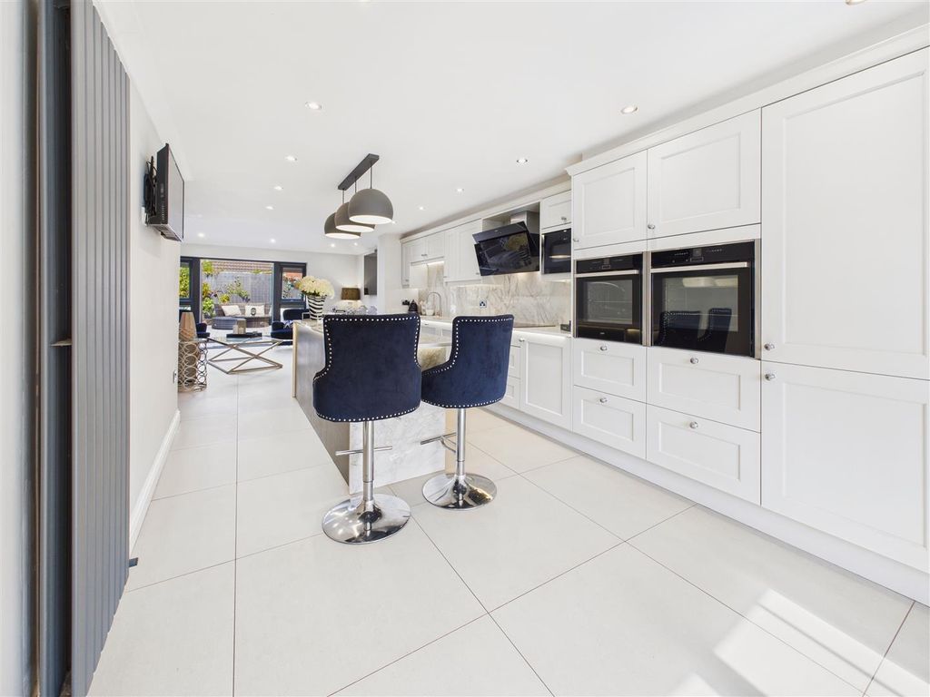Additional image 5 of 5 bed detached house for saleAlder Close, Brough HU15