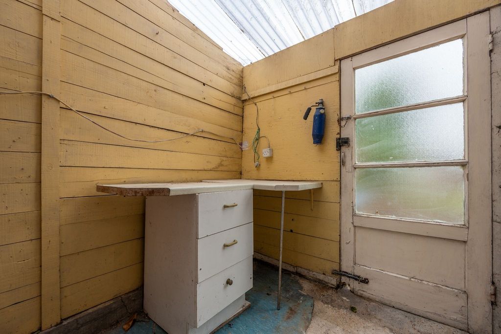 Additional image 9 of 3 bed terraced house for saleHertford Road, Alcester B49