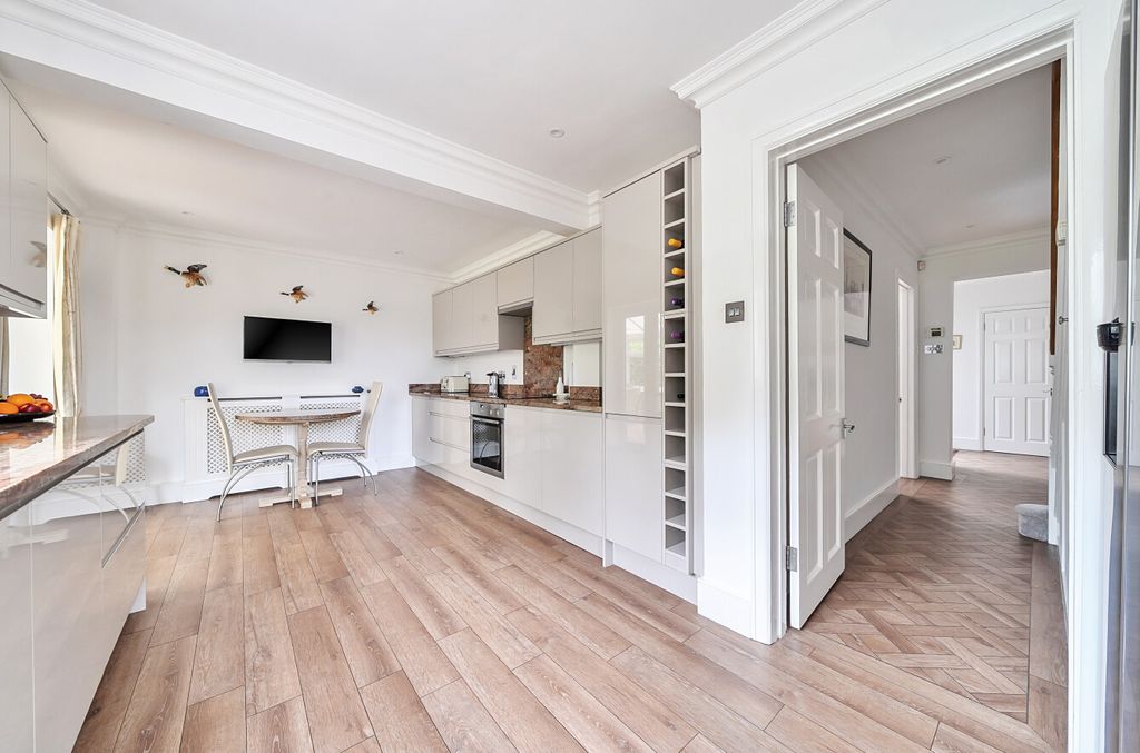 Additional image 6 of 4 bed detached house for saleOakley Road, Bromley Common, Kent BR2