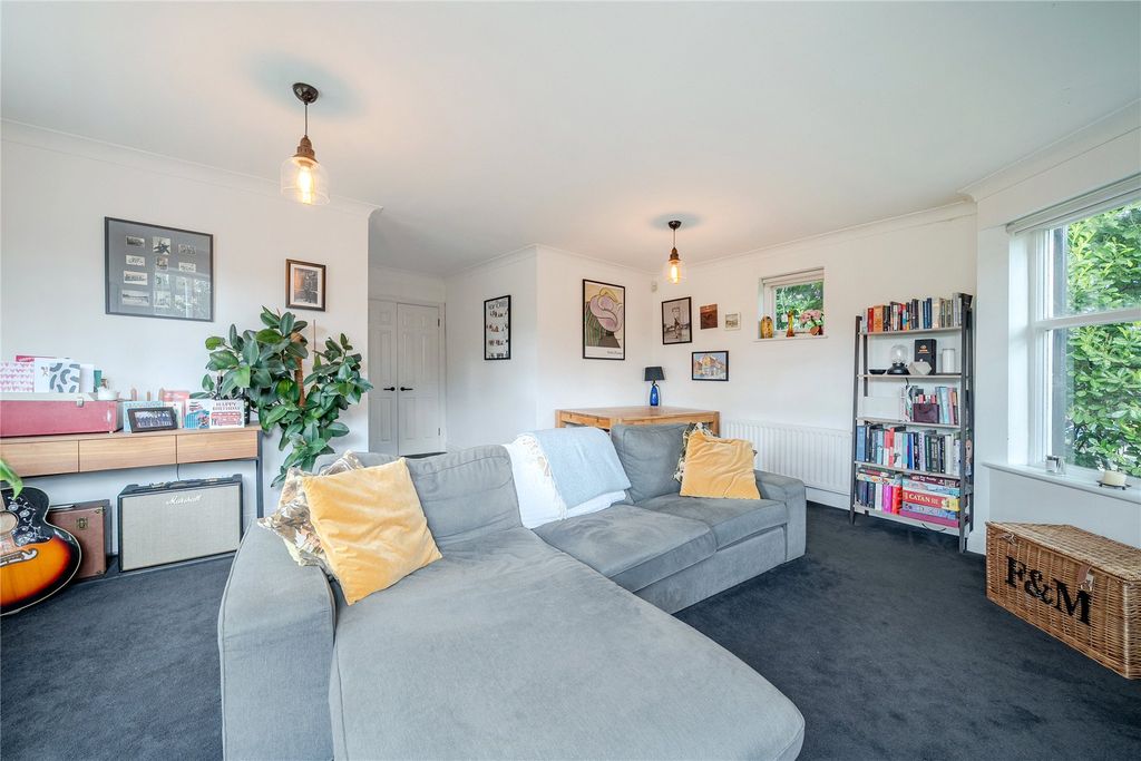 Additional image 10 of 3 bed flat for saleManor Place, Mavelstone Road, Bromley BR1