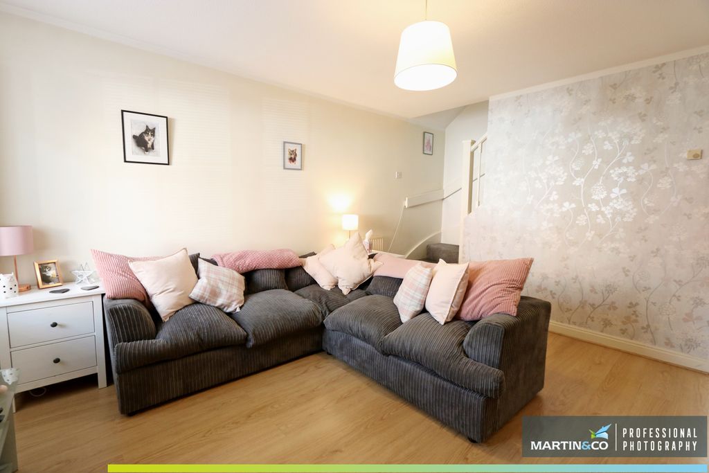 Additional image 4 of 2 bed terraced house for saleCampbell Drive, Windsor Quay CF11
