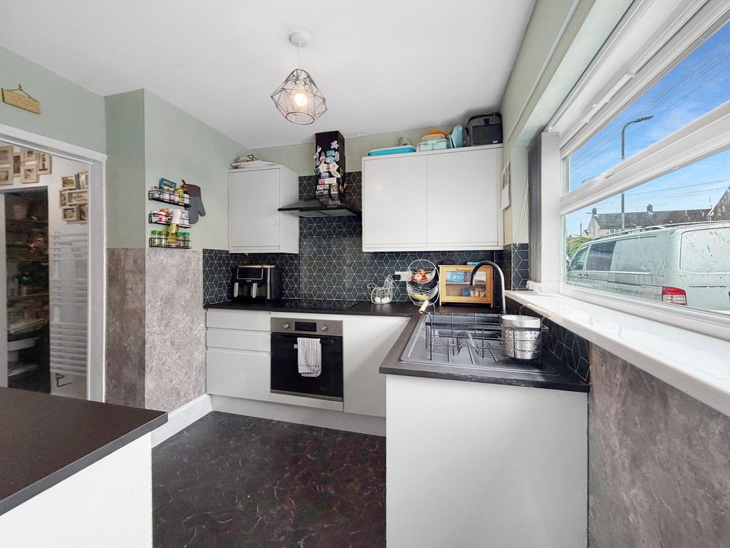 Additional image 9 of 3 bed semi-detached house for saleHeol Trecastell, Caerphilly CF83