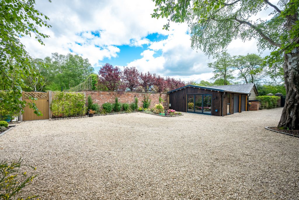 Additional image 57 of 5 bed bungalow for saleKnutsford Road, Alderley Edge, Cheshire SK9