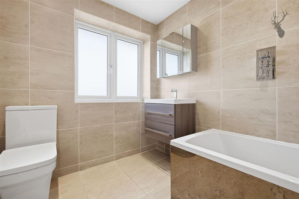 Additional image 36 of 4 bed detached house for saleRussell Road, Buckhurst Hill IG9