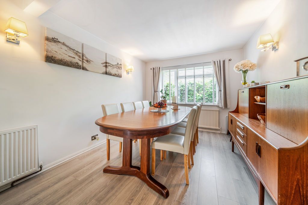 Additional image 4 of 4 bed detached house for saleHartshill, Bedford MK41