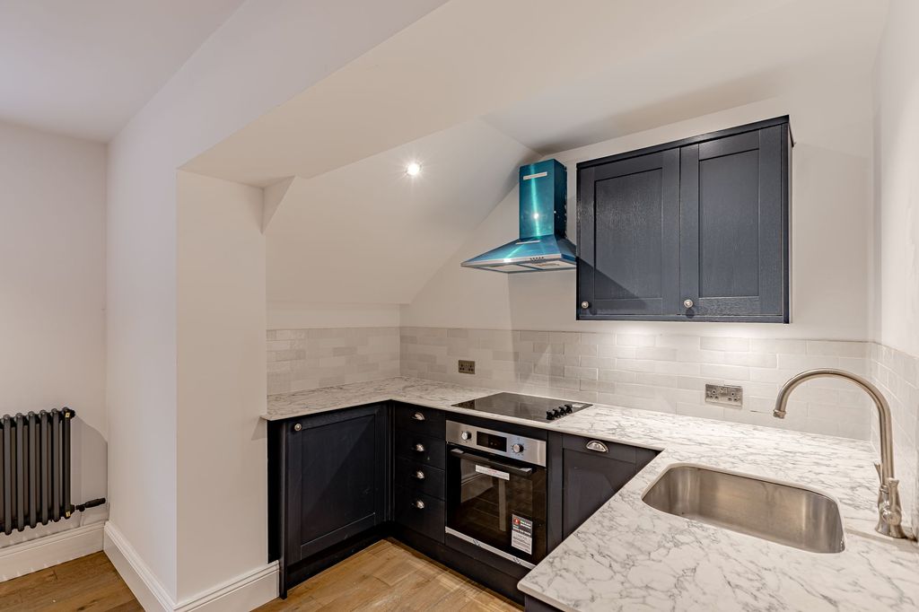 Additional image 6 of 2 bed flat for saleApartment 1, 16 Victoria Place, Carlisle CA1