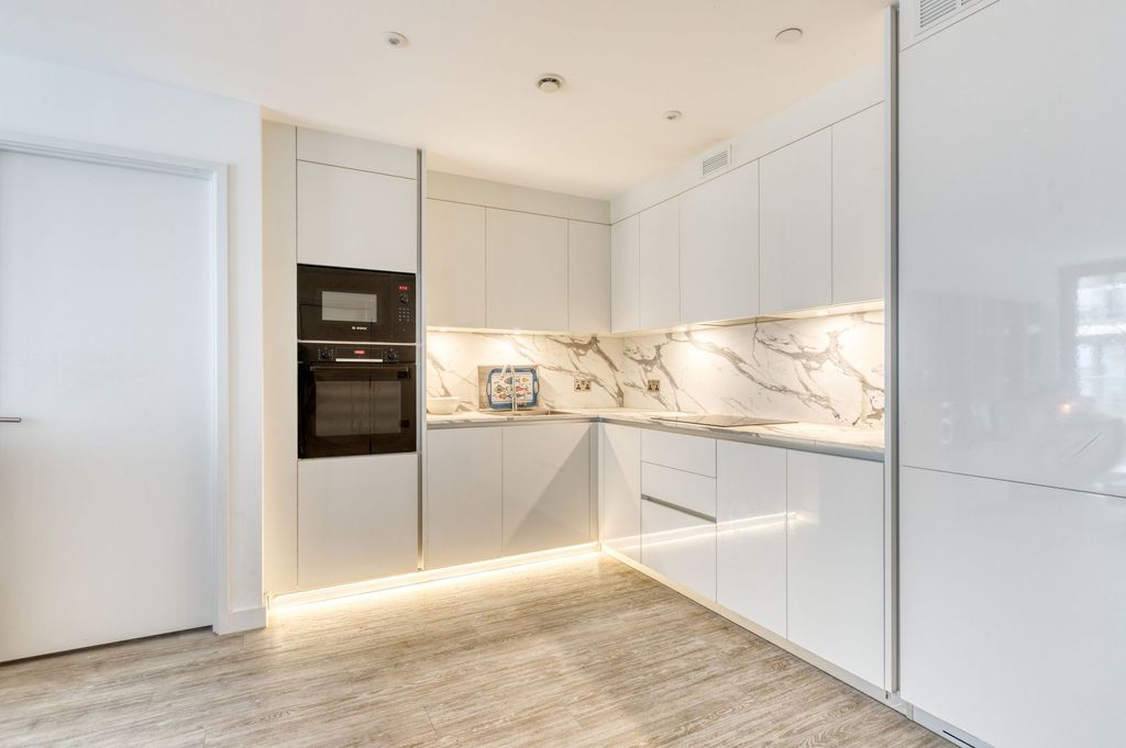 2 bed flat for saleW410 Horizon, St Helier JE2 photo 3