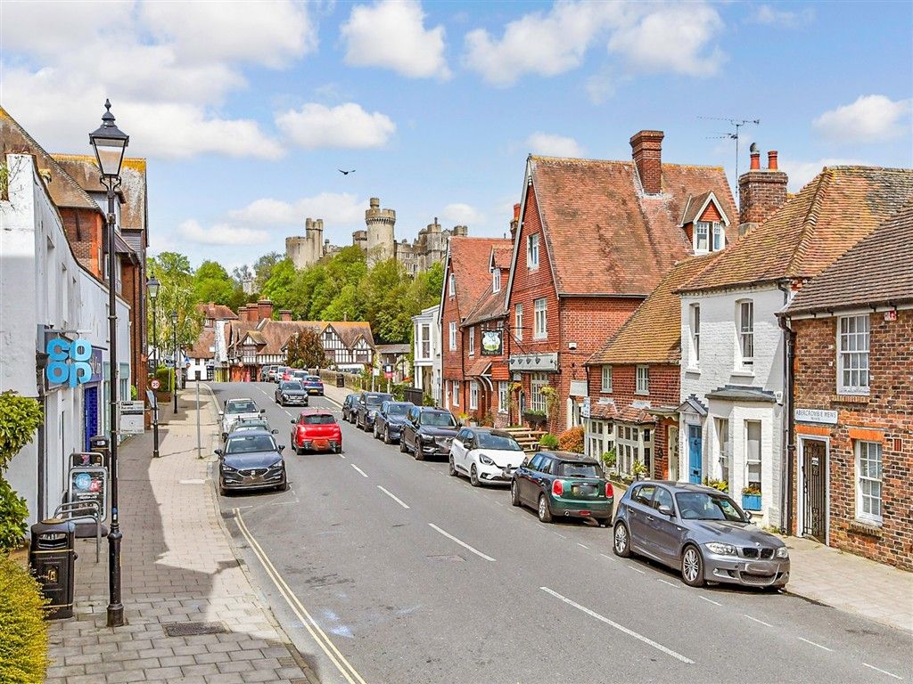Additional image 2 of 1 bed flat for saleQueens Street, Arundel, West Sussex BN18