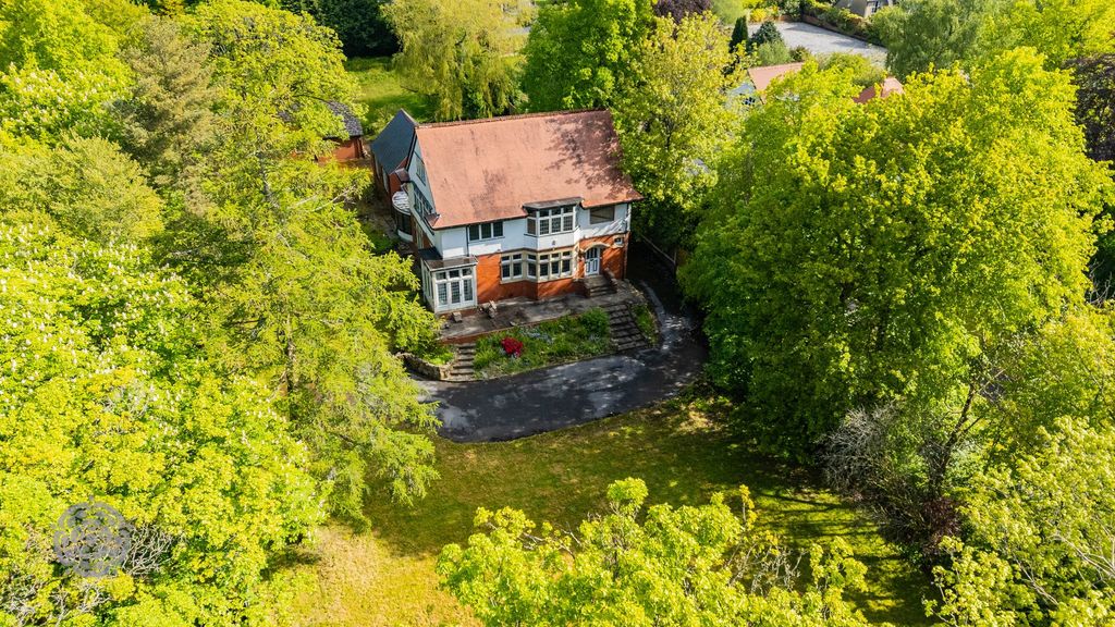 5 bed detached house for saleChorley New Road, Bolton BL1