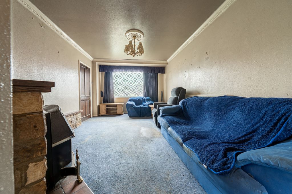 Additional image 3 of 3 bed semi-detached house for saleCroftway, Markfield, Leicestershire LE67