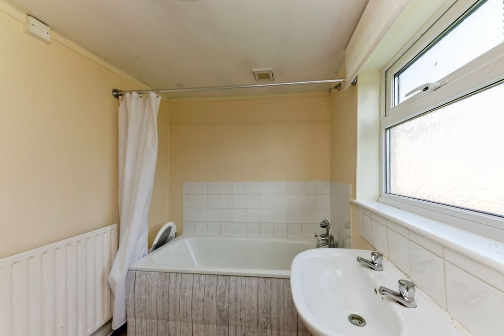 Additional image 5 of 1 bed flat for saleAlgernon Street, Grimsby DN32