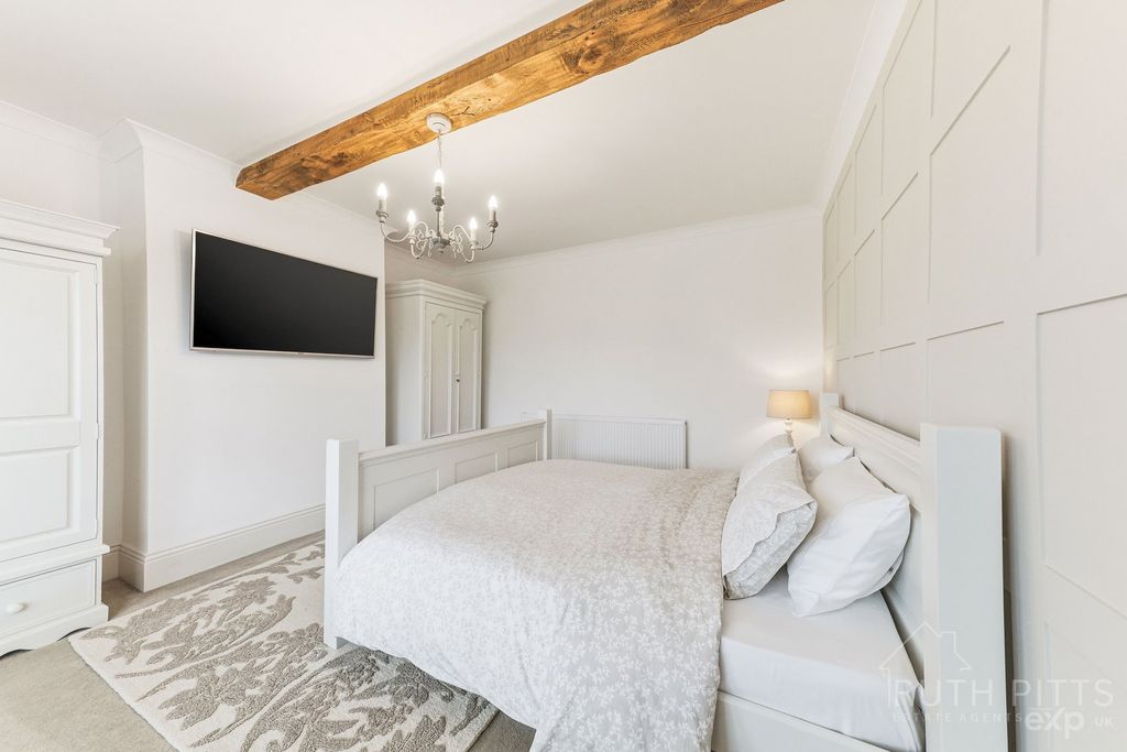 Additional image 29 of 5 bed semi-detached house for saleChurch Street, Brierley, Barnsley S72