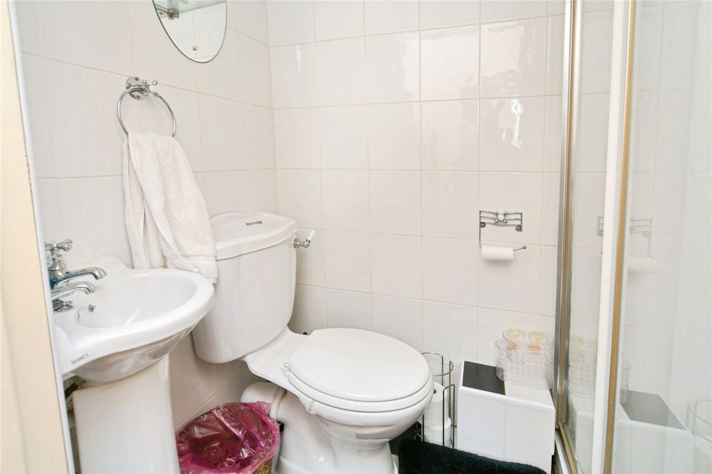 Additional image 16 of 2 bed flat for saleQueens Road, Old Colwyn, Colwyn Bay, Conwy LL29