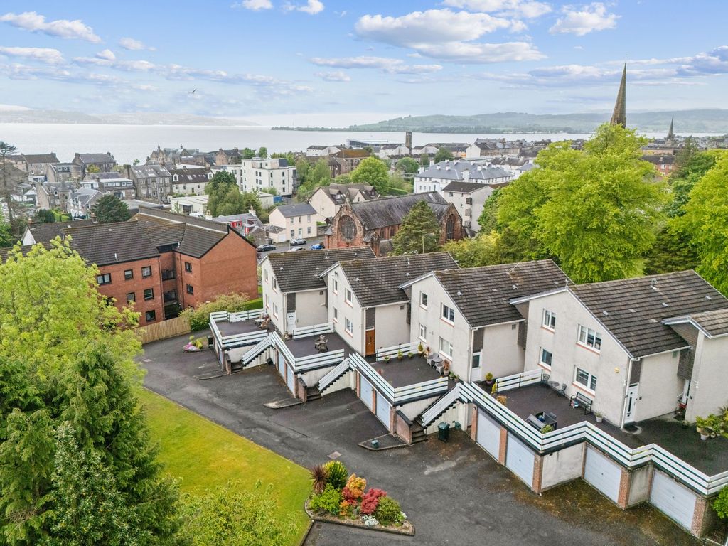Additional image 2 of 2 bed flat for sale4 Lomond Court, Helensburgh G84