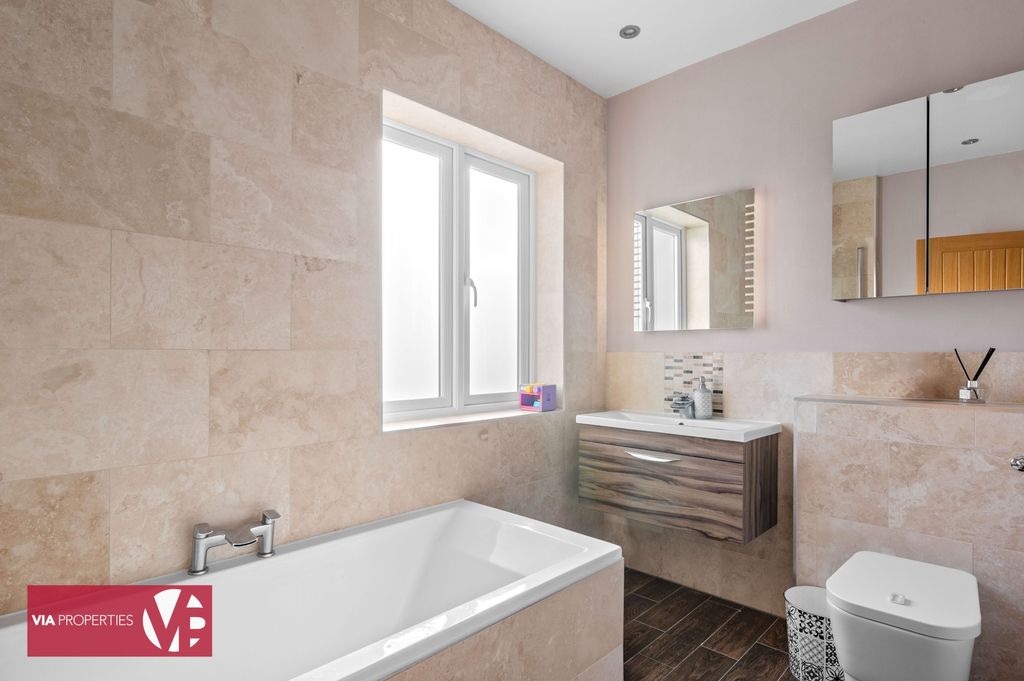 Additional image 30 of 4 bed detached house for saleMckenzie Road, Broxbourne EN10