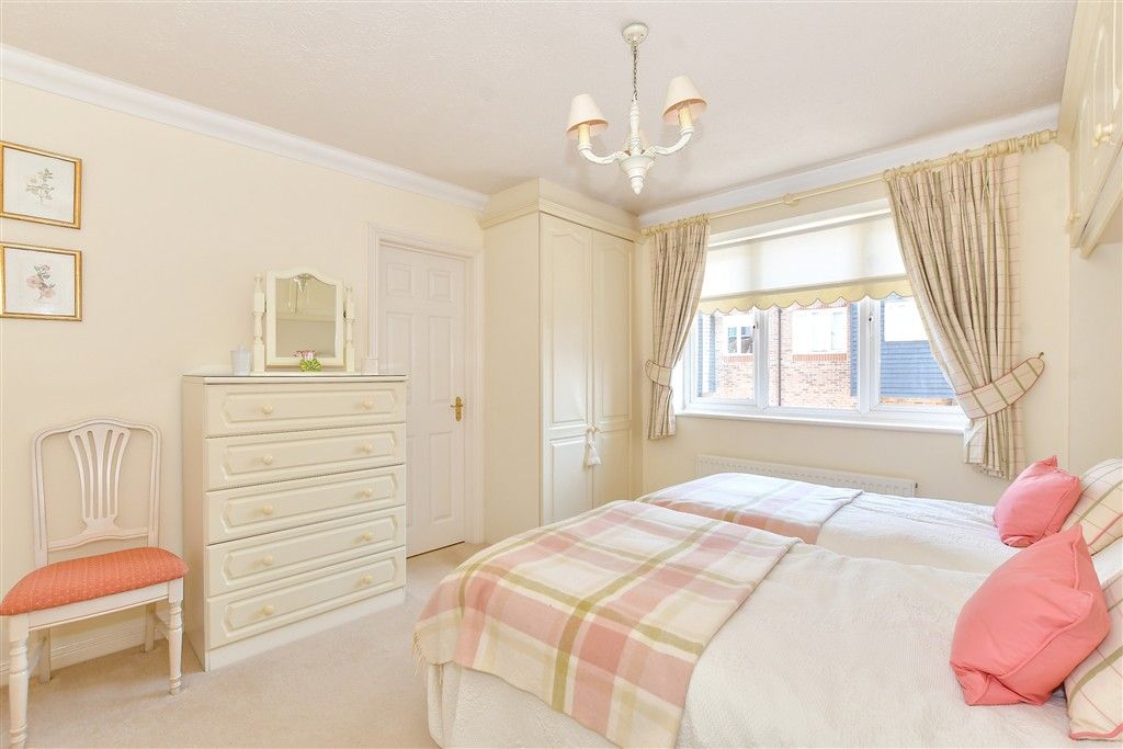 Additional image 4 of 2 bed flat for saleQueens Lane, Arundel, West Sussex BN18