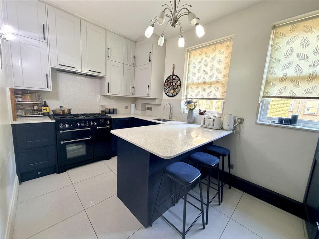 Additional image 3 of 3 bed flat for saleSt. Margarets Road, Altrincham WA14
