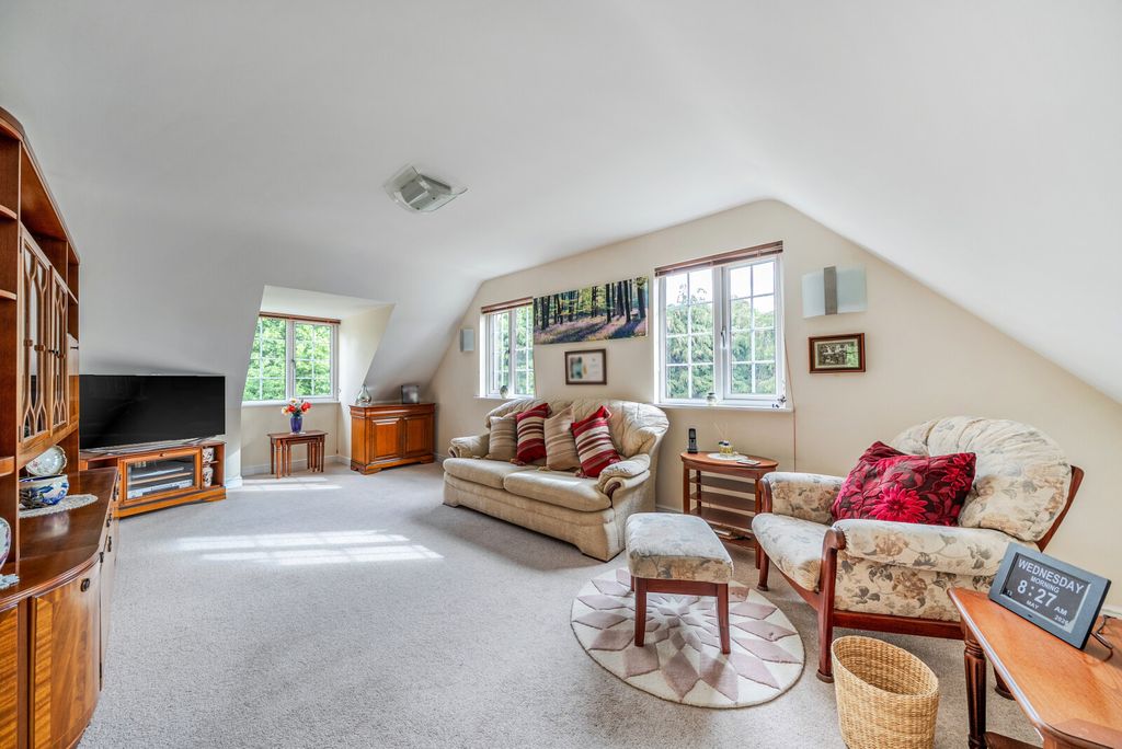 Additional image 3 of 2 bed flat for saleWilson Way, Horsell, Woking GU21