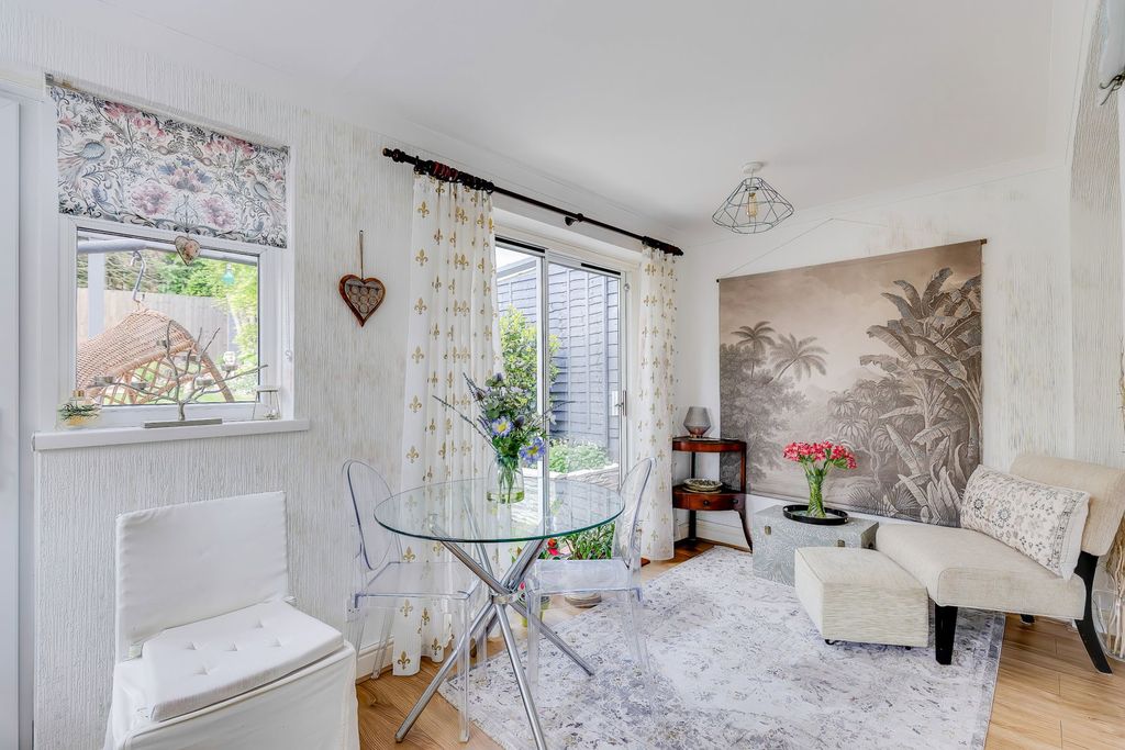 Additional image 13 of 3 bed semi-detached house for saleCarisbrooke Way, Cardiff CF23
