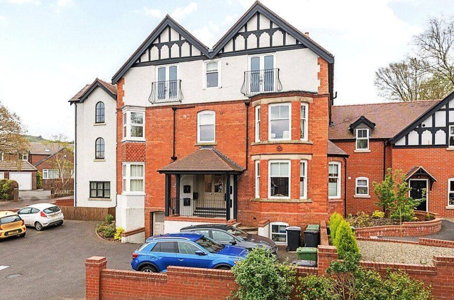 2 bed flat for saleClive Avenue, Church Stretton, Shropshire SY6