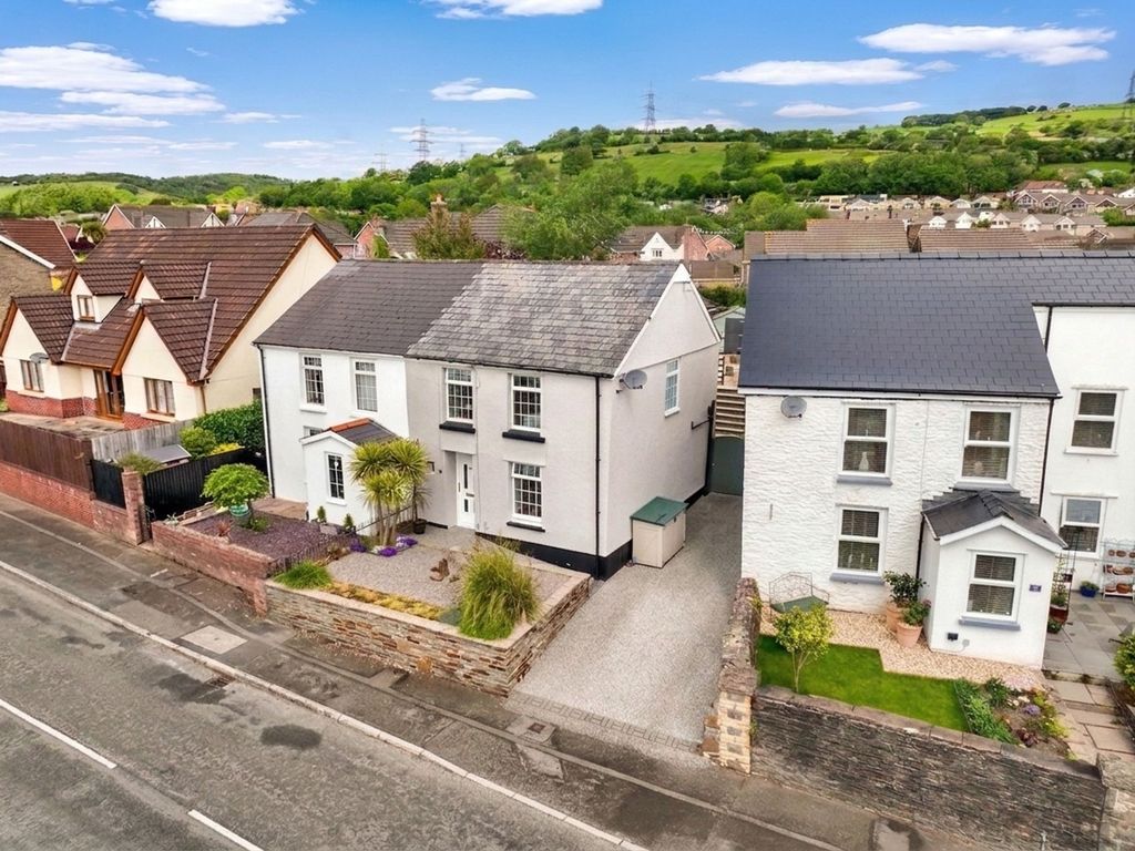 3 bed semi-detached house for salePandy Road, Bedwas CF83