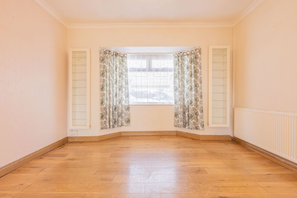 Additional image 7 of 3 bed semi-detached house for saleCromwell Road, Newport NP19