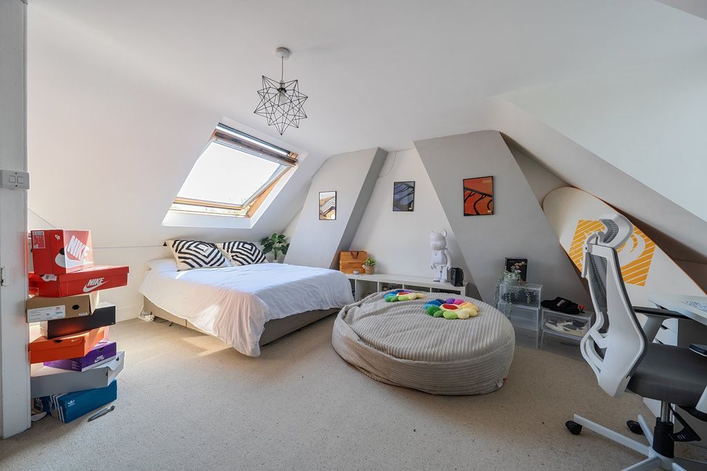 Additional image 15 of 4 bed semi-detached house for saleBalmer Lawn Road, Brockenhurst SO42