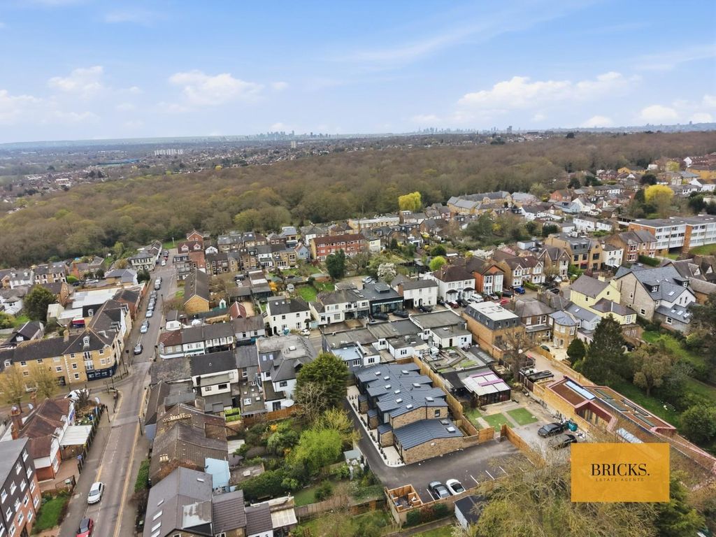 Additional image 19 of 1 bed flat for saleBuckhurst Mews, Queens Road, Buckhurst Hill IG9