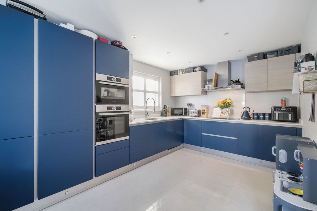 Additional image 6 of 4 bed detached house for saleCarmelite Road, Aylesford ME20