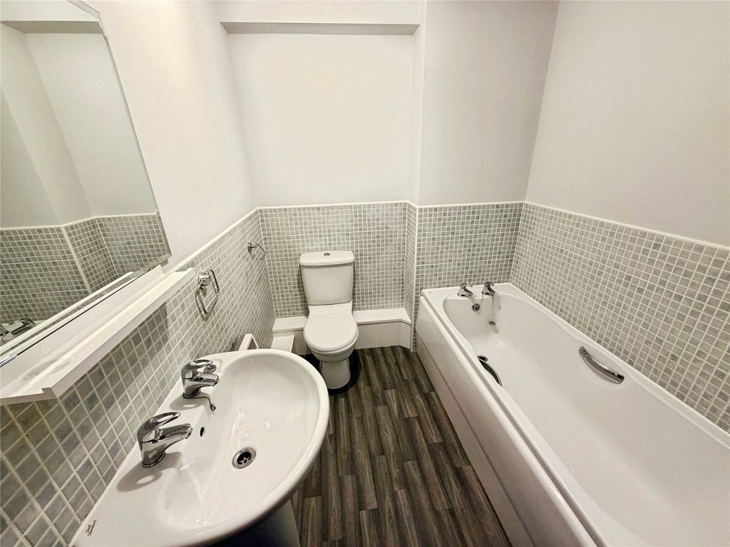 Additional image 4 of 3 bed flat for saleKentmere Drive, Lakeside, Doncaster, South Yorkshire DN4